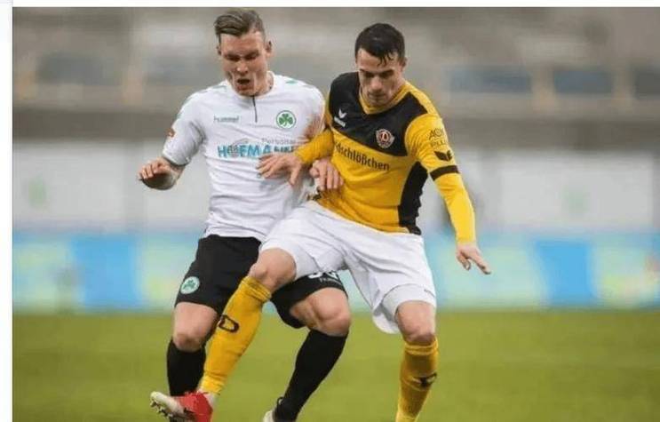 关于赛前德国杯焦点战；新奥尔良鹈鹕内部沟通；压力陡增；赛季目标并未改变的信息